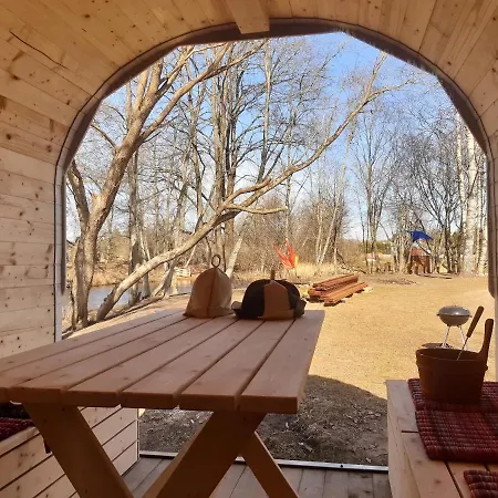 Chalet 'river Lounge' Parnumaa